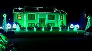 Home's Christmas light display syncs to 'Angels We Have Heard'