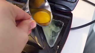 Kitchen hack - how to make eggs in a sandwich maker