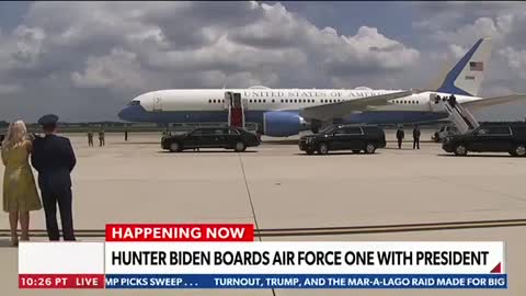 Hunter Biden on Air Force One while Donald Trump is getting raided.
