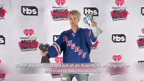 Argentine Bieber fans protest