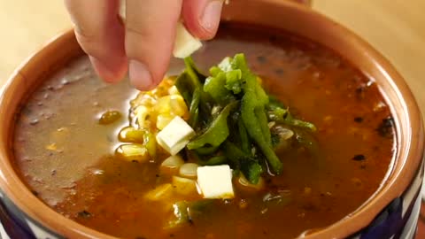 Sopa de Rajas con Elote