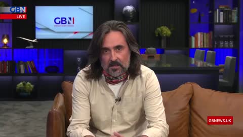 Listen to or Read Neil Oliver's Commentary on Freedom as We Face Covid Tyranny. Absorb Every Word.