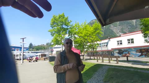 Preaching Jesus in Downtown Juneau: Hecklers, "Christians" Defending Sin, One Guy Blesses Me