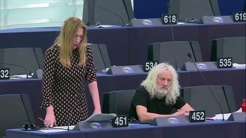 Member of EU-Parliament Warns: Ukraine War is Burning Through a Generation of Men
