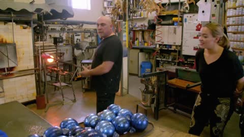 This English Town Might be the Bauble-Making Capital of the World 🎄 Inside the Factory Smithsonian
