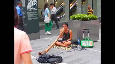 World's Oldest Wind Instrument - Street Musician - Street Talent - The sounds of the Didgeridoo