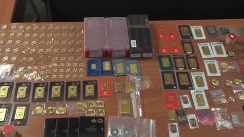 GOLDEN CATCH: Cops Recover Gold And Silver Stolen By Schoolboys Worth Almost GBP 800,000