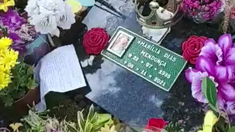 Túmulo de Marília Mendonça - Vídeo 3