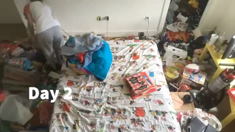 SATISFYING EXTREMELY MESSY ROOM CLEAN UP!!! _TIME LAPSE_