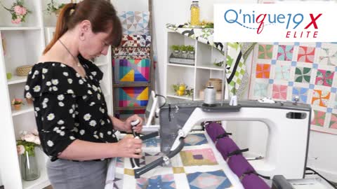 The Q'nique 19X Elite Longarm Quilting Machine