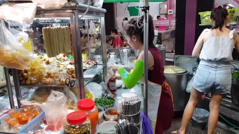 Thailand Street Food _ Thai Noodles Soup Style - Hungry