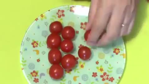 Cherry tomato to bisect sword technique