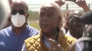 Al Sharpton gets heckled