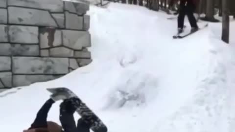 Skier Stumbles Upon A Snowboarder And It Ends Bad For Both