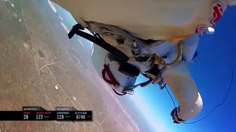 World record highest space jump Felix Baumgartner montage!