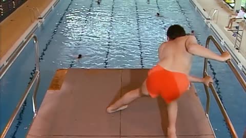 DIVE Mr Bean! | Funny Clips