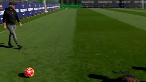 Messi golazo en entrenamiento