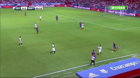 VIDEO: Sergio Busquets roulette skill vs Sevilla