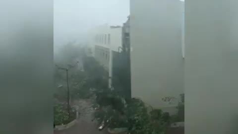 Destroy in a second dangerous cyclone ever faniin india