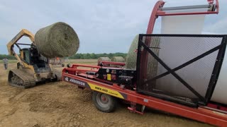 Wrapping Bales 2