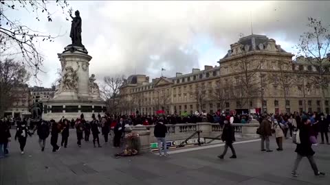 Paris sees fresh scuffles over security bill