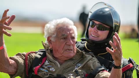 Decorated WWII paratrooper jumps again at 95 years old