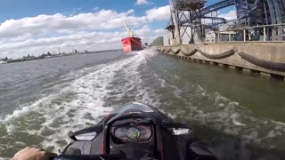 Jetski Plays Follow the Leader