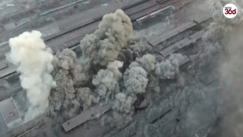 LIVE FOOTAGE OF FACTORY IN MARIUPOL BEING DESTROYED BY RUSSIAN MISSILES!