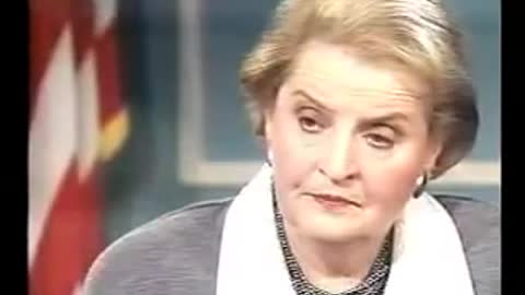 Madeleine Albright: "Ne è valsa la pena di uccidere 500'000 bambini in Iraq". Medaglia della libertà