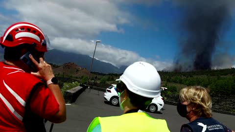 Volcano erupts on Spanish Canary Island of La Palma