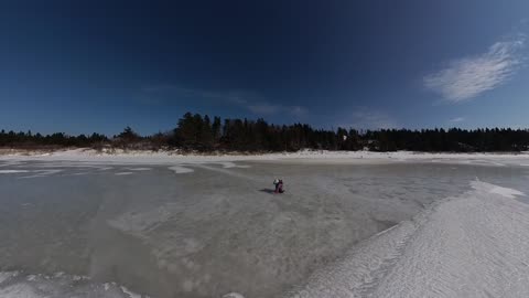 Amazing 3 Years old Iceskating Canada