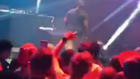 T pain gets hit by ball on stage and leaves mid performance