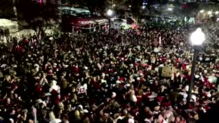 Alabama Crimson Tide fans take to the streets