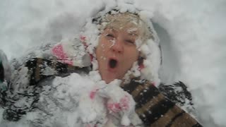 Woman Crashes On Sled And Loses Her Dentures