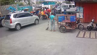 Unstable Start on Motor Bike Leads to Crunch