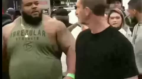Skinny guy bumping into bodybuilders prank_1080p