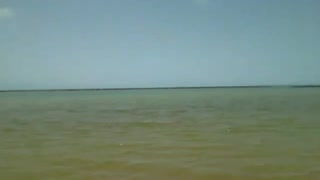 Recording the beach from one end to the other, the sea is big [Nature & Animals]