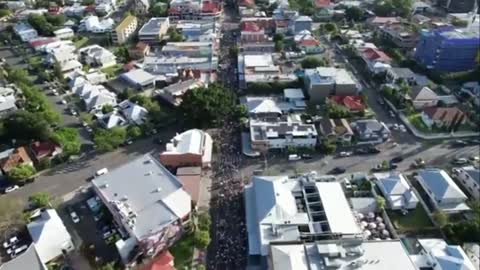Milijuni na ulicama Australije o čem mediji šute (Prosinac 2021).