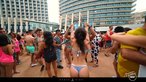 Bachata pool party _ sensual dance bachata in Benidorm