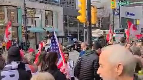 Trudeau was surrounded in Vancouver BC Canada, today at the Fairmont hotel He was not able to leave Mar 29 2022