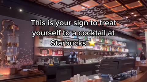 Fun fact Starbucks reserve has cocktails 🤩 #viral #starbucksreserve #starbucks #cocktails