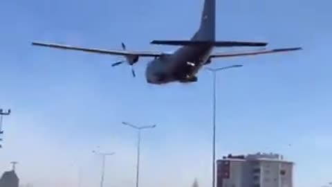 A military aircraft from Turkey has made an urgent landing in the city of Kayseri in Turkey.