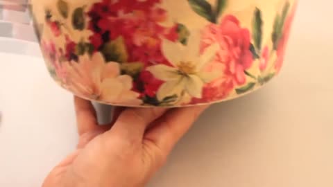 DIY - TRANSFORM AN OLD COOKING POT - DECOUPAGE - CRAFTS AND RECYCLING
