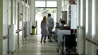 Kabul hospitals face looming medical supply shortage