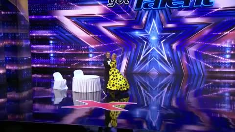 Marc Métral and his talking dog Wendy wow the judges _ Audition Week 1 _ Britain_s Got Talent 2015