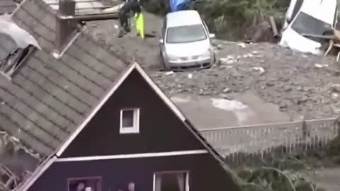 Destruction Hits Germany!! Flash Floods, Ice Storms, Strong Winds Hit Bavaria Germany