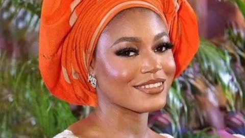 Trendy Gele / Headgear Styles For Gorgeous Ladies