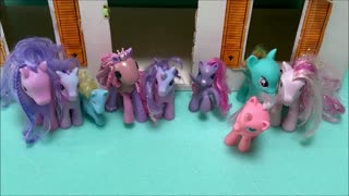 My Little Ponies in Dollhouse