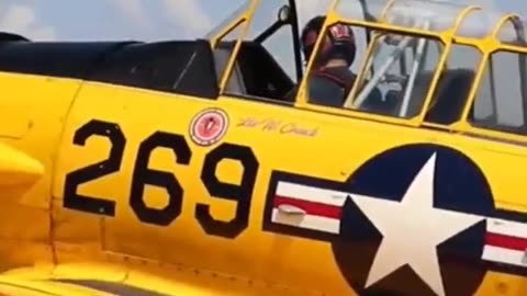 North American T-6 Texan taxing at Camdenton Memorial-Lake Regional