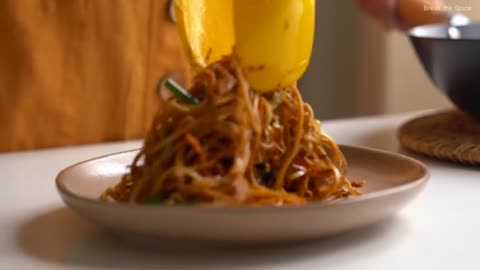 How to make Perfect Chow Mein at home like a chef!